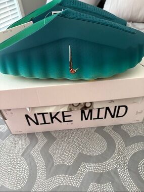 Nike Teal to Aqua Gradient Slide with Silver Swoosh
Can ship next day